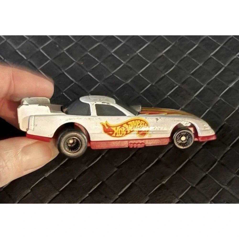 1993 McDonald's Hot Wheels Happy Meal Racing Series Dragster White Loose 1:64
